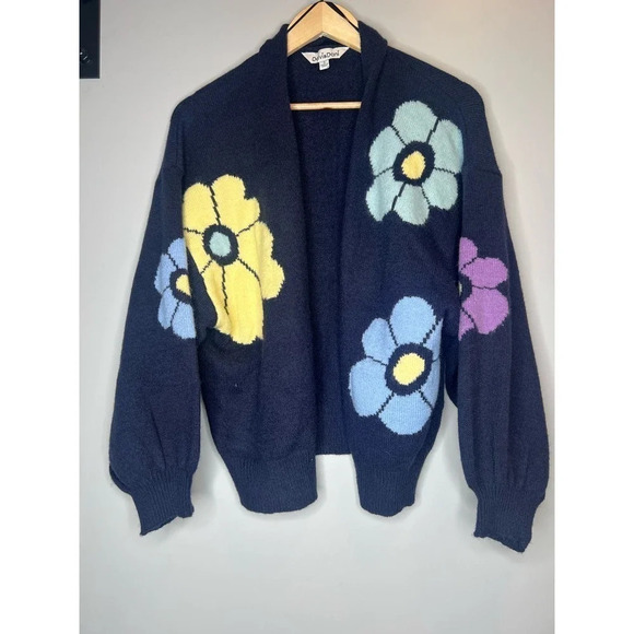Davi & Dani Womens SMALL Cardigan Open Front Batwing Sleeve Knit blue flowers - Picture 8 of 9